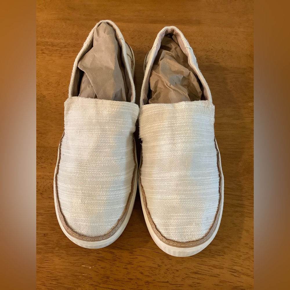 Toms Women's Slip-On Sneakers in Natural Cream Canvas